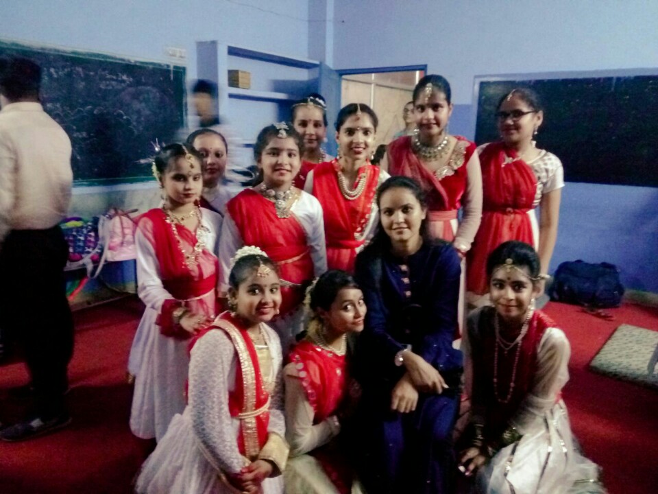 Kids enjoying Kathak dance, expressing creativity and culture.